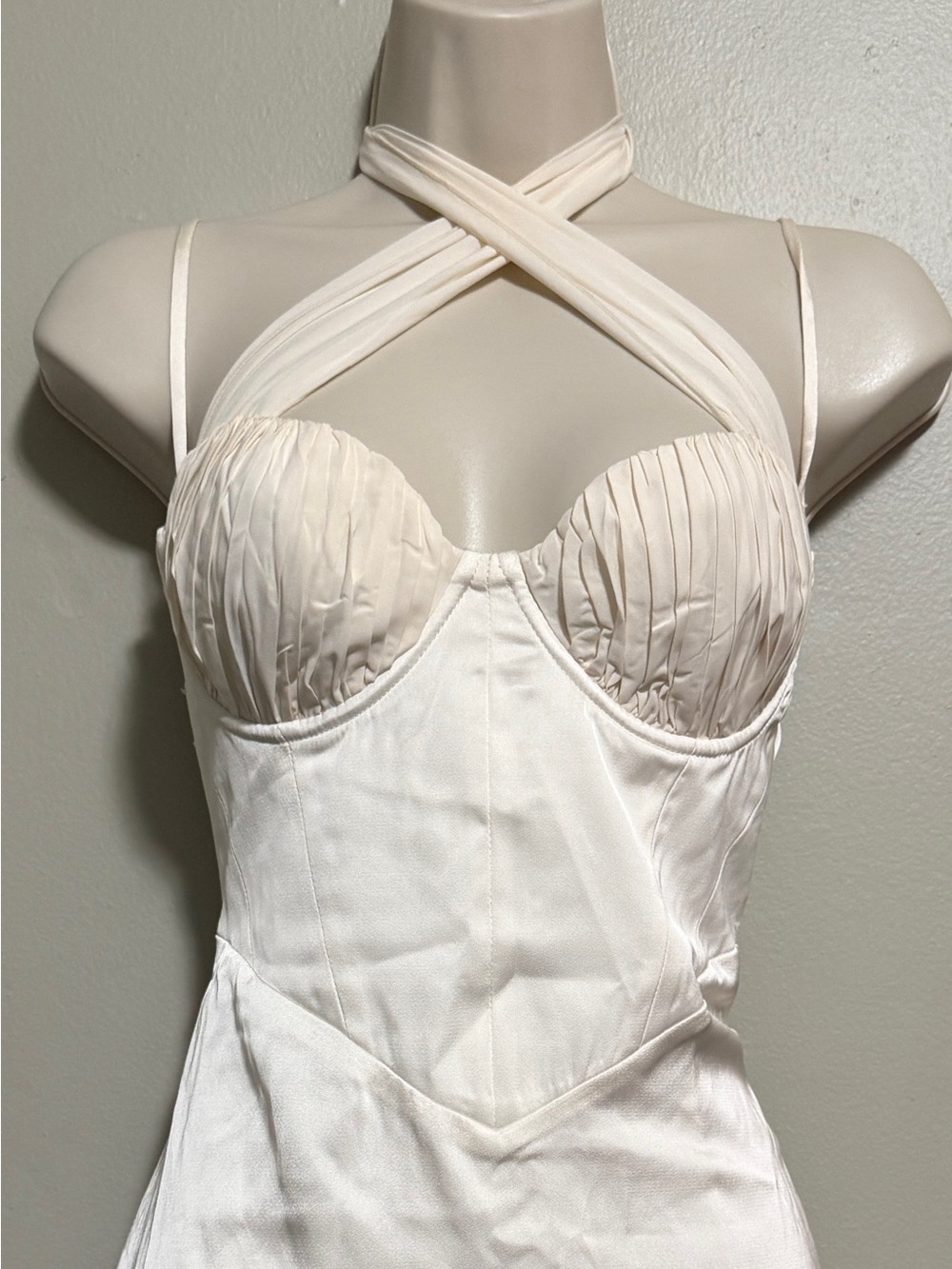 Oh Polly Ivory Lisbeth Cross Neck Corset Mini Dress Size 4+ C-DD Cup - Picture 5 of 8